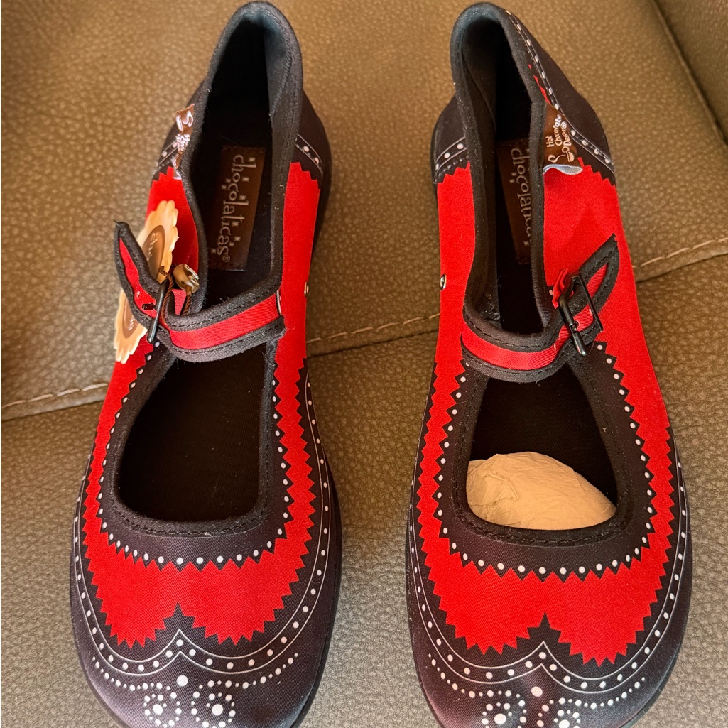 Hot Chocolate Havana Red And Black 37 New